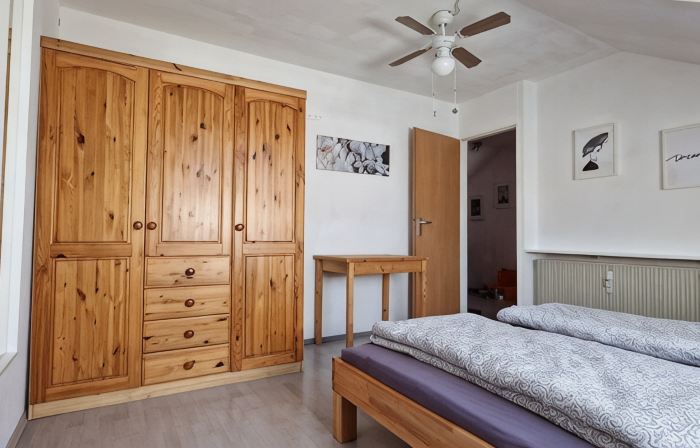 Schöne 3 Zimmer Wohnung mit Klimaanlage, Zentral und Naturnah