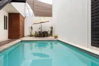 2NdHome Calzada - Pool