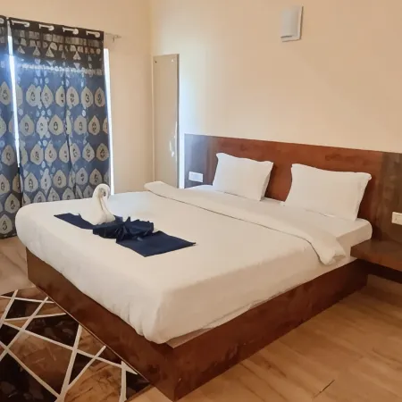 Hotel Sagar Tarang (Berries Group)