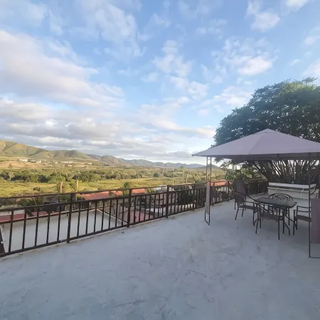 Selah Hotel