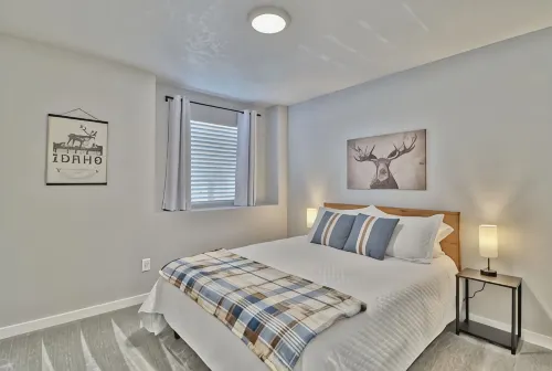 Brand new Meridian, ID Home, King Beds, games, BBQ