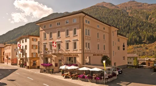Hotel Crusch Alba Zernez
