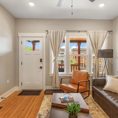 Modern condo in the heart of Uptown Butte - Unit B