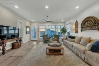 Reel Oasis, family-friendly, pet friendly, pool, boat slip, golf and on lake LBJ - 私人泳池