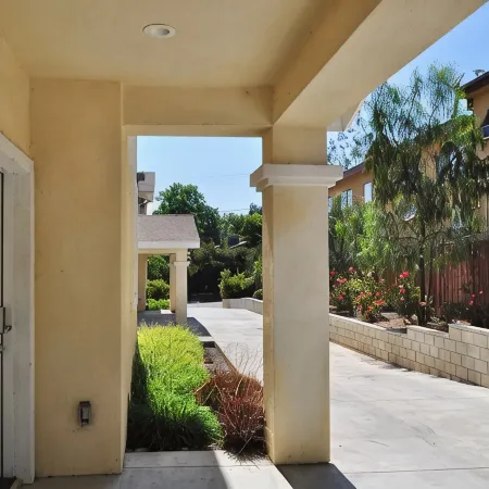 Cozy spacious house near RoseBowl, DTLA, and more