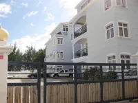 Flic En Flac: Luxury apartment with sea view/pool/ free wifi/ duly licensed Hotels in 