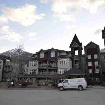 Gateway to Rocky Mountains -1 Bdr Suite/Kitchen/AC/UG Pk/Gym Hotel Exterior