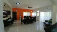 Large 6 bedroom, Luxury Villa with Pool, Ocean View, Fully Staffed, Near Beach! - Villas