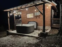Cozy Buffalo River Cabin Getaway with hot tub!! - 2-Star