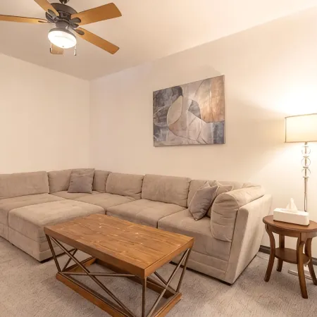 7 Guests 2Br 2BA Pool Hot Tub & Game Room at Cbl