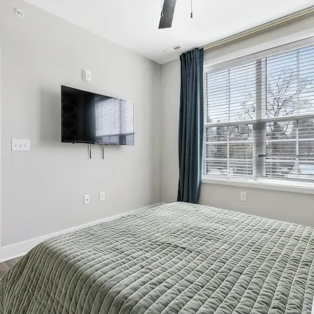 Evelyn 313 - Charming 1-bedroom apartment with spa-like shower in Richmond
