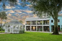 The Roanoke Hotel