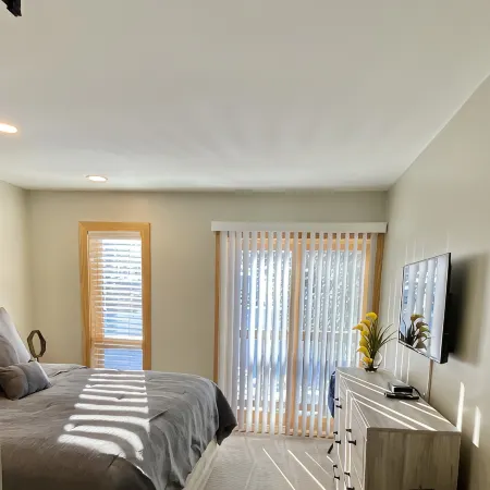 Highlands Condo LOTS OF DETAILED INFO LISTED☺️ Views for days!