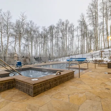 Private Colorado Mountain Retreat.                5Br Home + Guest House