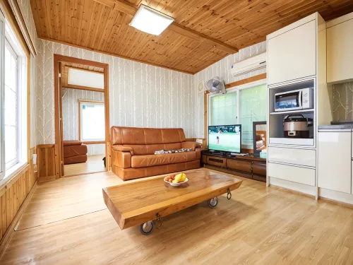 Yeosu Dolsan Healing Pension - เพนชั่น