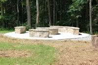 Stone Lodge on 25 ac., 2 miles from New River Gorge National Park - 4-Star