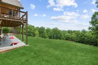 Highland Overlook - Sunset Mtn Views, Game Rm, Close to Blue Ridge - 3-Star