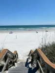 Beach Front/Heated Pool/Spa. Ocean Views, Umbrella+Lounger for Beach, Balconies - Beach
