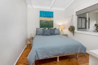 Gorgeous Beach House - End of Summer Deals! - 3-Star