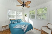 Remodeled home in Historic neighborhood. 20 min.~ AMI/ 5 min ~downtown Bradenton - 방갈로