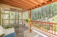 Private Master Bed/Bath with Separate Entrance and Porch. - Wifi