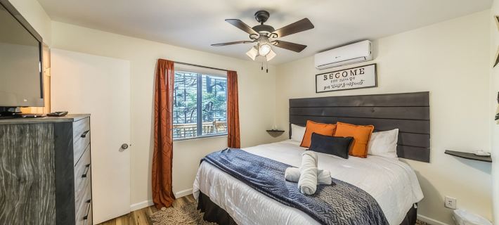 Peaceful Show Low Cabin in the pines! 3 min to the lake! Hotels in Show Low