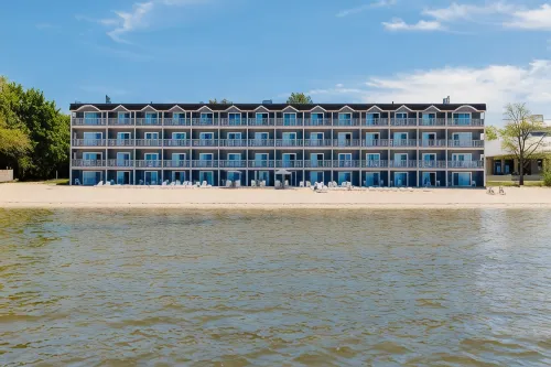 Bayshore Resort - Beach