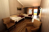 Family Resort Hotel - balcony
