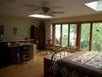 Welcome to The Lake House at Historic Harvey's Lake - Chalets