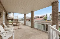 Waterfront 4-bedroom Private Single-family House/Villa - Wifi