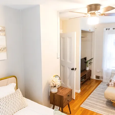 Serenity in South Wedge: desirable walking community meets vibrant tranquillity!