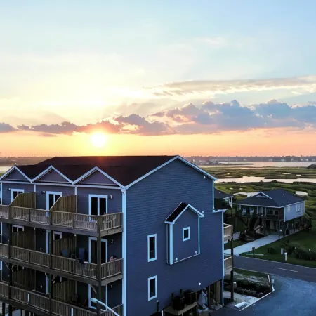 Spacious Beach Stay w/ Pool, Spa, Views & Kings!