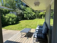 Spruce Cottage Bright 3 Bedroom 2 Bath near Henderson Center. Master suite. - 4-Star