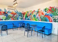 Zester Hotel Sidoarjo - 2-Star