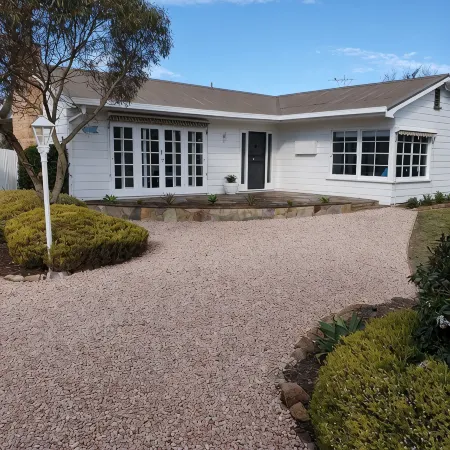 Sandy Toes Capel Sound - Newly Refurbished 2-minute walk to the beach & shops