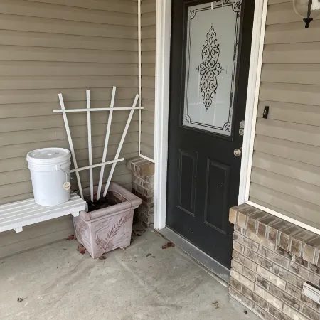 Cozy, clean, relaxing, safe home