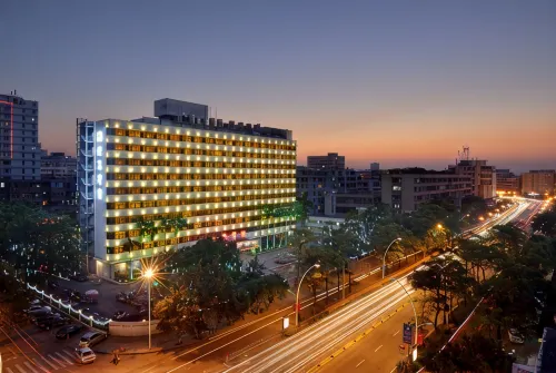 Swatow Peninsula Hotel - 3 Yıldız