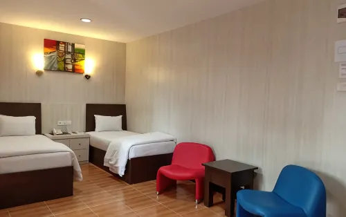 Twin Hotel Bengkalis - 2 stelle