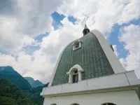 彩向陽飯店 - 山景