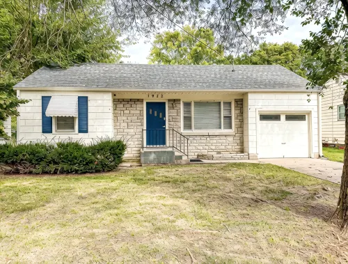 Cozy & Charming 3-bedroom cottage in Springfield - Great Location! Pet friendly! - 4-Star