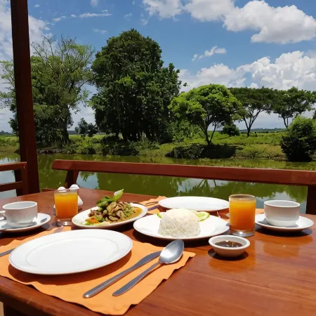 Kingfisher Ecolodge