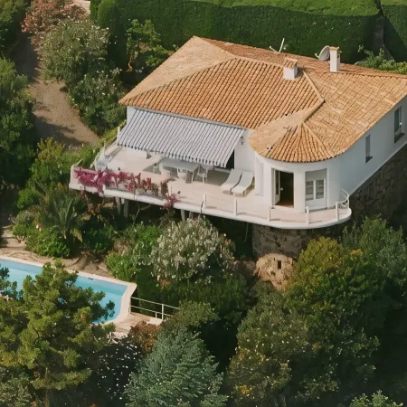 Villa with superb sea view , 6 people,  close to CANNES and SAINT TROPEZ