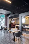 Dina Morgabine Saint Denis - Desayuno