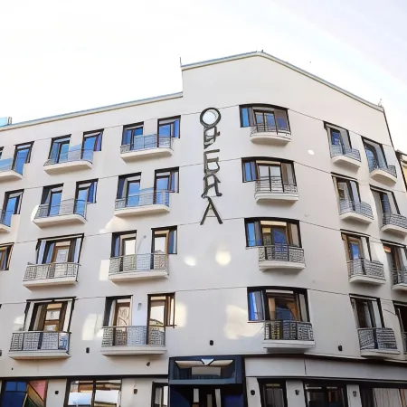 Opera Hotel