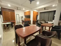 曼尼普爾之家飯店 - 民宿