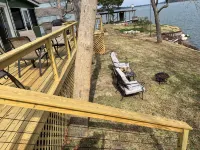 Romantic Lakefront Retreat: Hot Tub, Private Deck, Screened Porch, Dock & Kayaks - Homestays