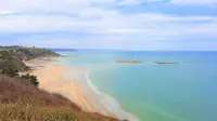 Waterfront with sea view! - Homestays