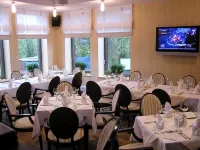 Hotel Kuracyjny Spa & Wellness - Airport Shuttle