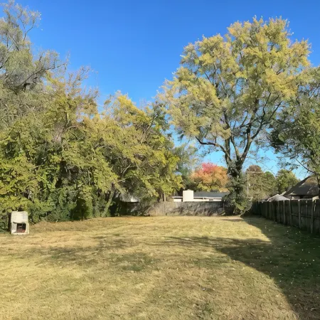 Cozy & Charming 3-bedroom cottage in Springfield - Great Location! Pet friendly!