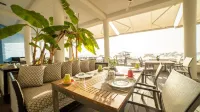 Arkin Palm Beach Hotel